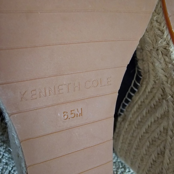 Kenneth Cole New York
Olivia Espadrille Peep-Toe Wedges - Picture 10 of 12